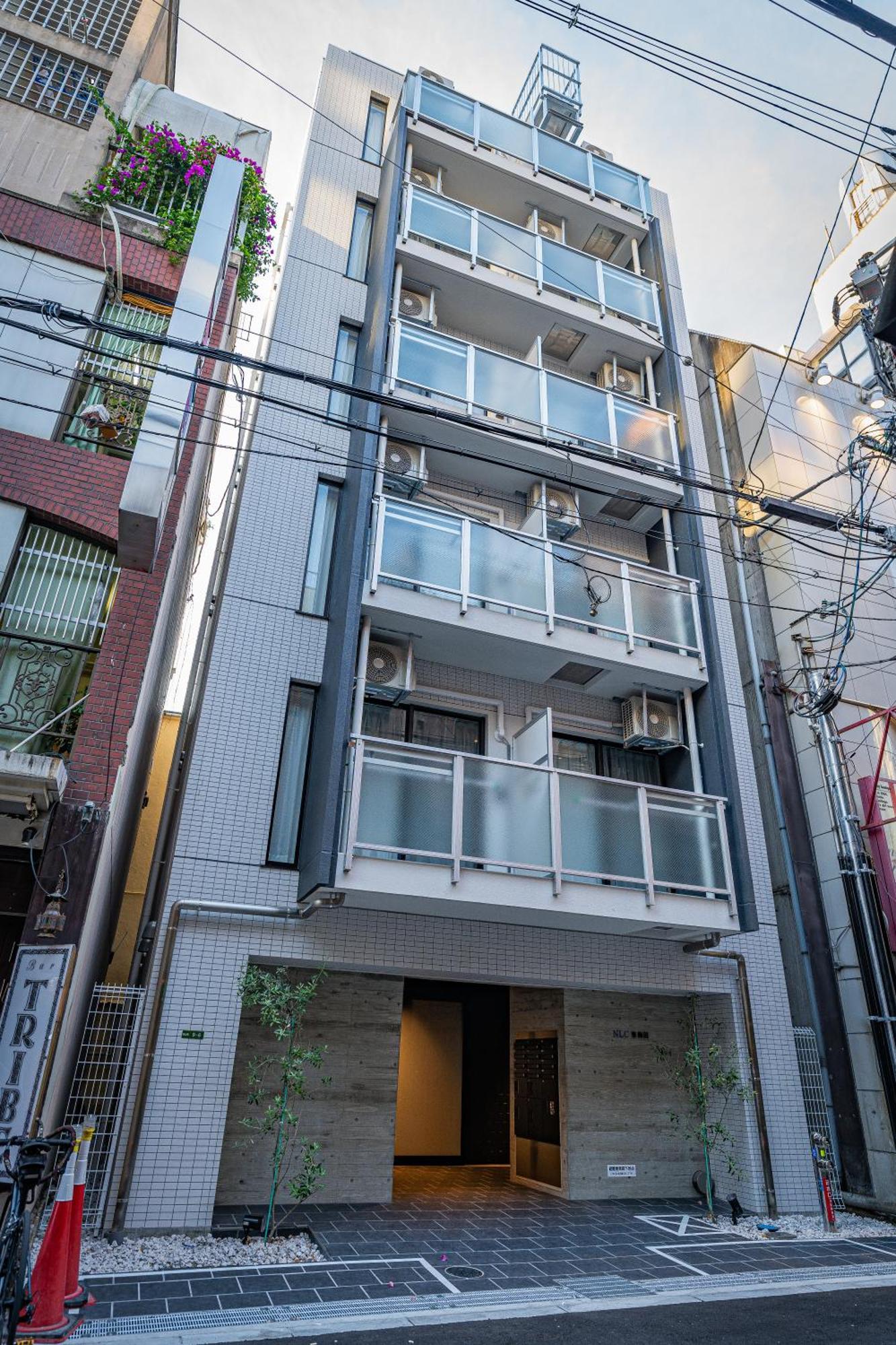 11 Umeda Kamiyama Appartement *